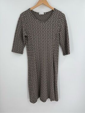 Habitat Textured Crinkle Knit Elbow Sleeve A-Line Dress | Taupe Black | Medium